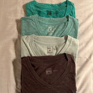 Set of 4 BDG Slim V Neck T-shirts